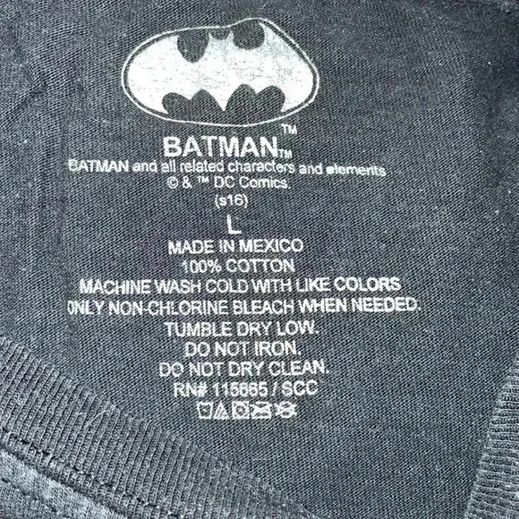 🌴🌴Joker/Batman Teeshirt- Large - Picture 4 of 4